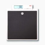 BÁSCULA DE PISO PARA USO MÓVIL SECA 876